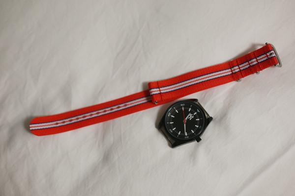 時尚舒適,美職棒自由女神情侶手錶全面體驗 時尚舒適,美職棒自由女神情侶手錶全面體驗