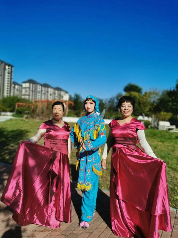 北師大大興附中參加北京農民藝術節鄉村大舞臺專場演出