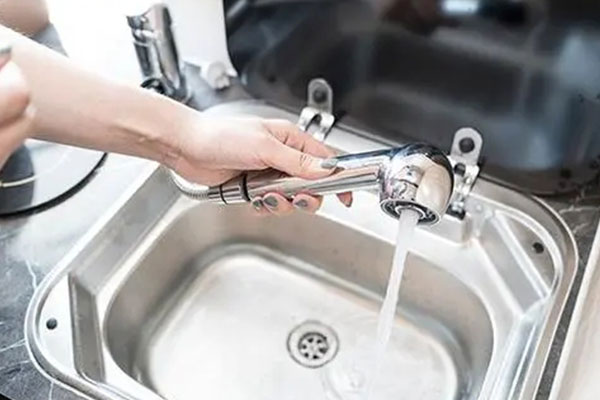 水槽堵塞常見的幾個原因分析