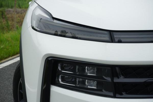 試駕丨思皓QX,十萬就能買到的“大眾”SUV,還有智聆的陪伴 試駕丨思皓QX,十萬就能買到的“大眾”SUV,還有智聆的陪伴