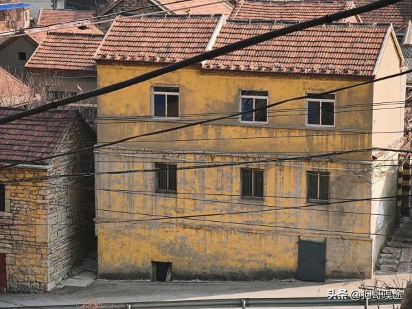 博山附近的大山深處,有個國家級古村落,巷道狹窄,石頭民居眾多 博山附近的大山深處,有個國家級古村落,巷道狹窄,石頭民居眾多