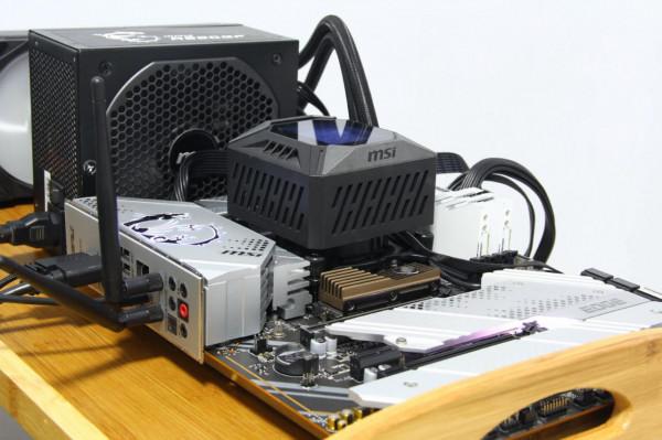 有核顯也不耽誤NVIDIA的摩擦！i7-12700配RTX3070Ti遊戲實測
