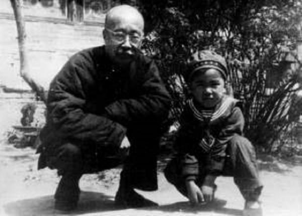 周作人與魯迅決裂後,淪為“文化漢奸”,逝後周海嬰拒絕參加葬禮 周作人與魯迅決裂後,淪為“文化漢奸”,逝後周海嬰拒絕參加葬禮