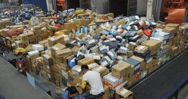 速覽 | 快手新增進口電商經營管理規範；天津港年集裝箱吞吐量首次突破2000萬標準箱