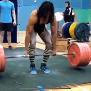 深蹲斷腿是肌霸們最後的倔強