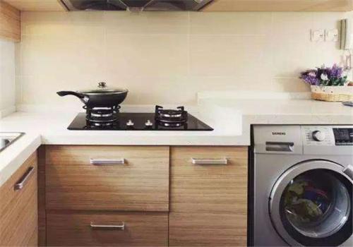 洗衣機主要洗衣服，別忘了清洗機體，不然衣服越洗越髒