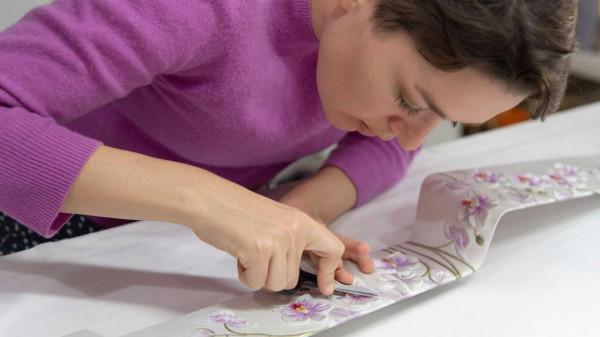 致敬新加坡 勞斯萊斯推出定製“胡姬花”版本幻影 車身顏色獨特 致敬新加坡 勞斯萊斯推出定製“胡姬花”版本幻影 車身顏色獨特