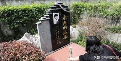 相聲天才洛桑:27歲爆紅時去世,一張欠條被郭德綱保留26年 相聲天才洛桑:27歲爆紅時去世,一張欠條被郭德綱保留26年