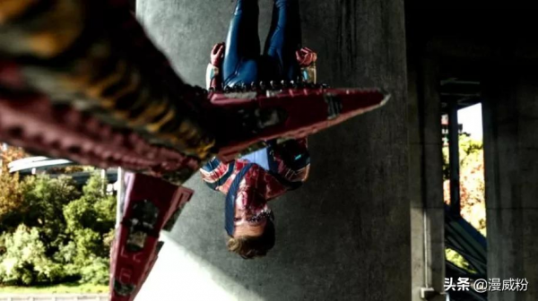 《蜘蛛俠3》新預告，再次出現鋼鐵俠科技