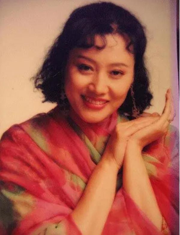 王麗雲和車曉：母女倆先後離異，至今都是單身貴族