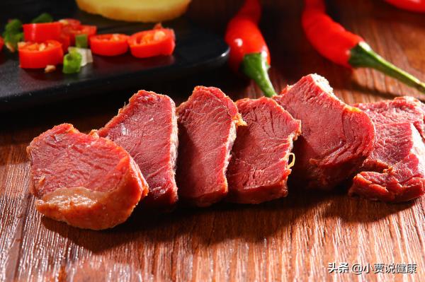 是不是一過了50歲就容易骨質疏鬆呢？怎樣養好骨，看過來