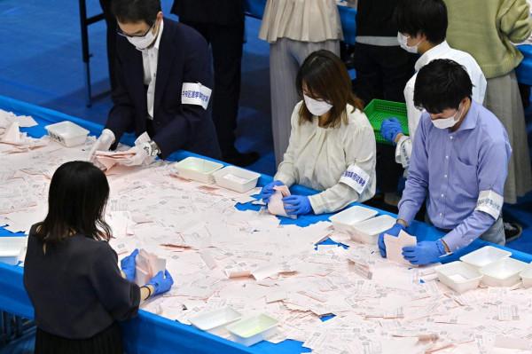 日本執政聯盟贏得國會眾議院選舉