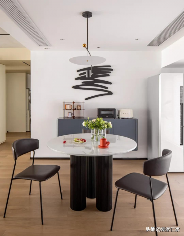 142平米實用而有溫度的北歐風，細節打造舒適感