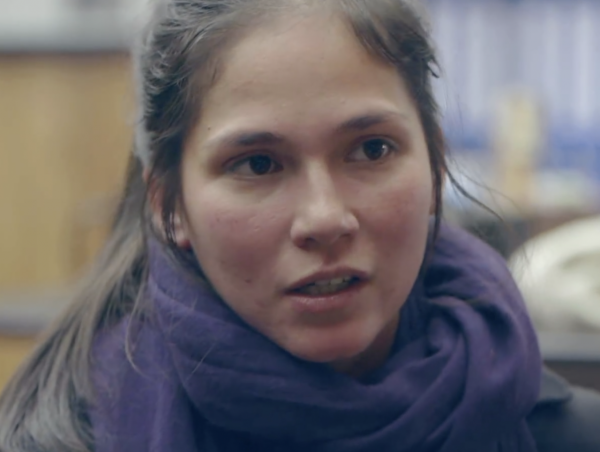 美國女孩嫁甘肅農村小夥,生兩個孩子,做圍巾一條賣1萬元,憑啥 美國女孩嫁甘肅農村小夥,生兩個孩子,做圍巾一條賣1萬元,憑啥