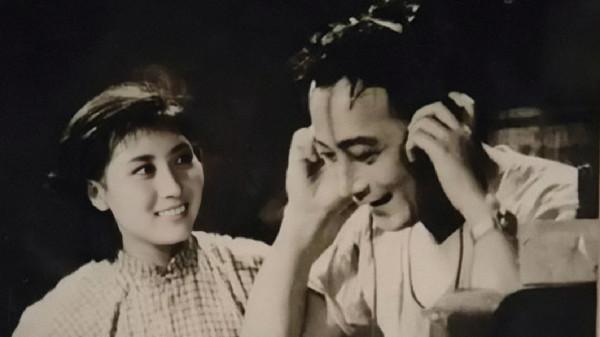 王士光得知妻子“犧牲”,拼搏立下特等功,誰知7年後妻子歸來 王士光得知妻子“犧牲”,拼搏立下特等功,誰知7年後妻子歸來