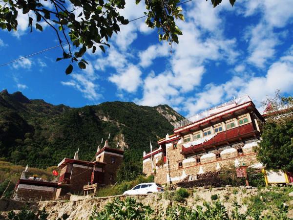 大渡河畔的川西世外桃源，被評為一生中必去古鎮，盛產美人