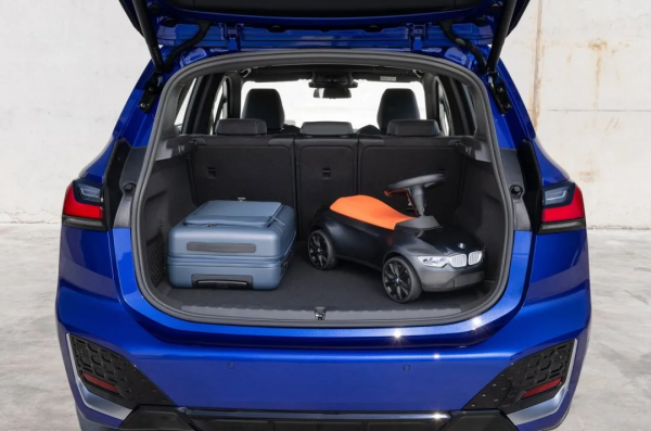 什麼是男男女女都喜歡的寶馬“小麵包”？