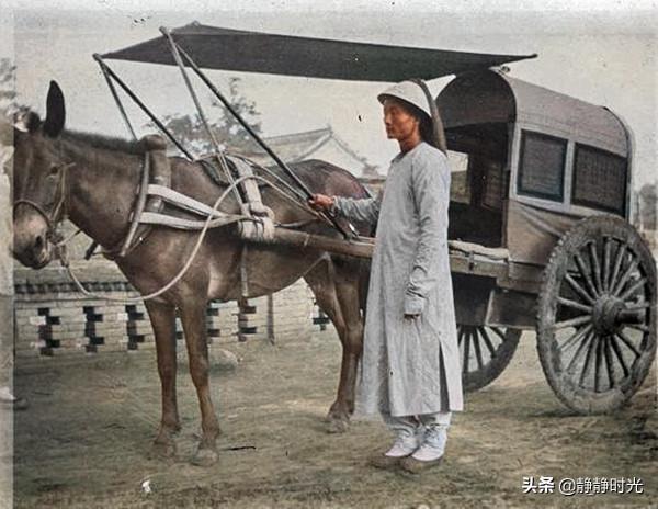 晚清老照片:男子留長指甲,兵丁撅腚射箭,男子舉大石 晚清老照片:男子留長指甲,兵丁撅腚射箭,男子舉大石