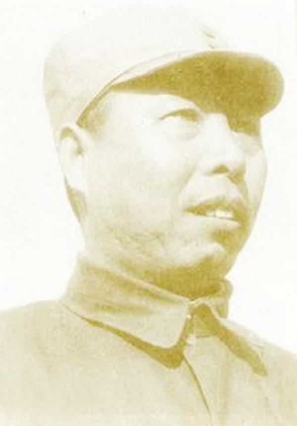 1967年過後，有兩大軍區降為省級軍區，司令員都換成了誰？