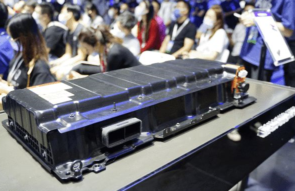 一年內股價暴漲十倍，河北首富除了造車還有什麼？