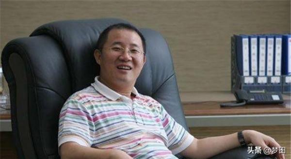 從娶女明星童蕾到鋃鐺入獄,“偽富豪”周旭輝的罪與罰 從娶女明星童蕾到鋃鐺入獄,“偽富豪”周旭輝的罪與罰