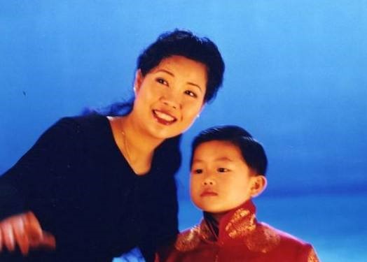 李雙江：離異後娶夢鴿，前妻兒子是他的驕傲，後妻兒子是他的苦惱