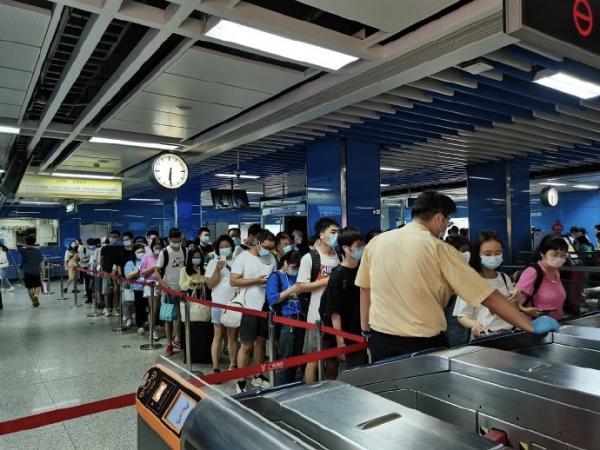 這個國慶誰最火？北京、上海、成都上榜！這個地方“最美人牆”也上線了