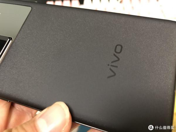一年入手OPPO、vivo、蘋果、一加品牌的旗艦機!最後當了個垃圾佬 一年入手OPPO、vivo、蘋果、一加品牌的旗艦機!最後當了個垃圾佬