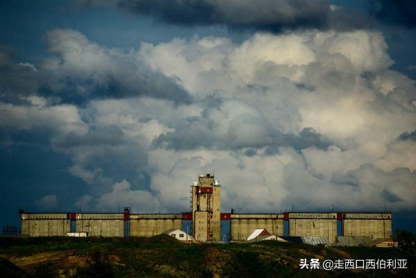 百年糧倉,守護百姓希望 百年糧倉,守護百姓希望