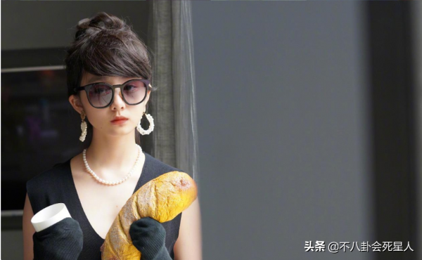 內地男星女兒的顏值變化，汪峰大女兒越來越美，張藝謀女兒大寬臉