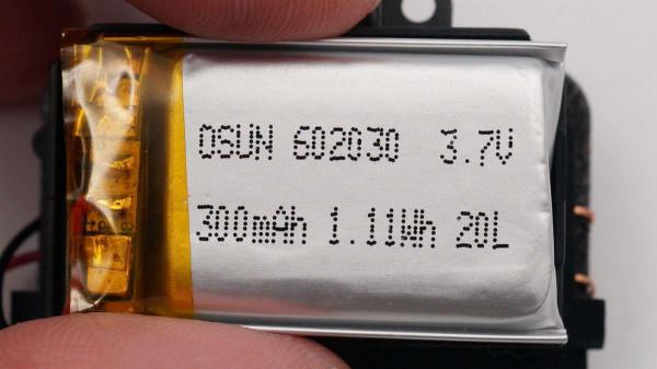 可同時連4臺終端裝置,一鍵切換,雷柏多模式無線滑鼠MT750W拆解 可同時連4臺終端裝置,一鍵切換,雷柏多模式無線滑鼠MT750W拆解