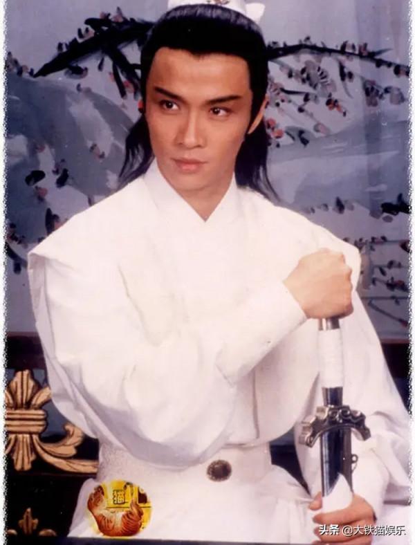 沒有對比就沒有傷害，同演林平之，把這8位男星放一起，差距明顯