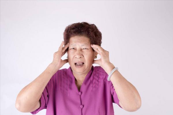 腦供血不足的人，身上有哪些明顯症狀？建議自查一下