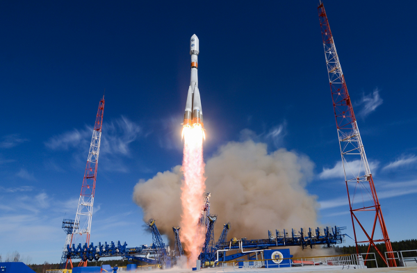 中國火箭發射架尺寸龐大,而美俄發射架非常簡約,是技術差距? 中國火箭發射架尺寸龐大,而美俄發射架非常簡約,是技術差距?