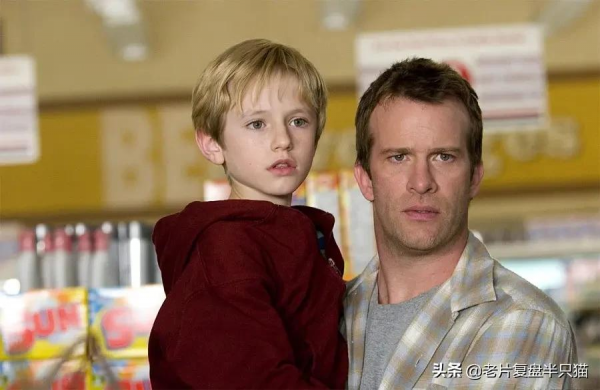 “絕望”到令人窒息的《迷霧》,還藏著“七宗罪”,你找到了嗎? “絕望”到令人窒息的《迷霧》,還藏著“七宗罪”,你找到了嗎?