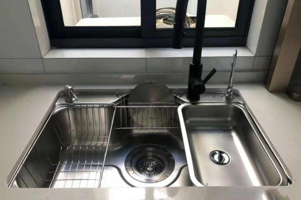 廚房水槽怎麼選?選購時要注意什麼?我家換了三個水槽,才搞明白 廚房水槽怎麼選?選購時要注意什麼?我家換了三個水槽,才搞明白