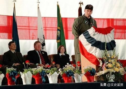 20年前的南海撞機事件，美軍為何敢如此蠻橫？飛行員為何不開火