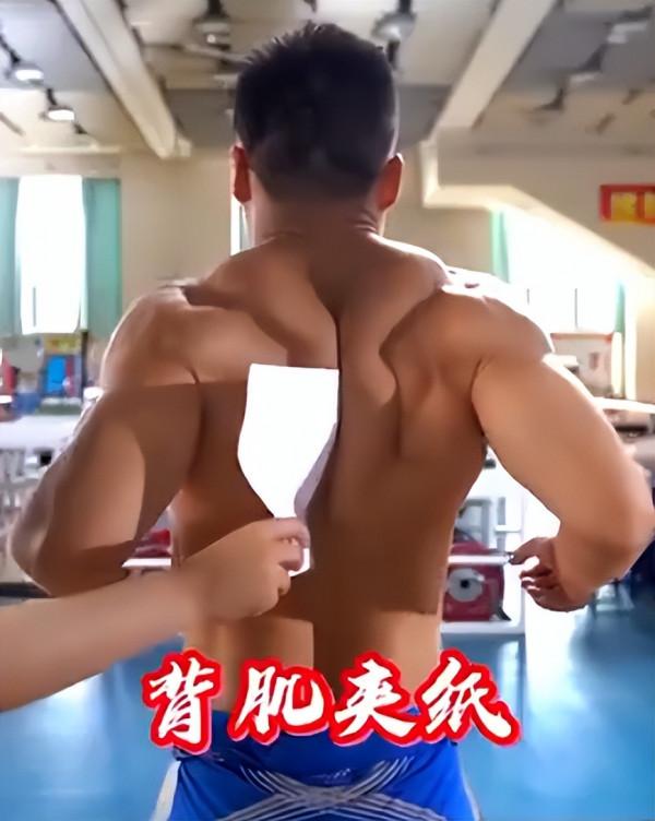 不同領域的最強肌肉部位:蘇炳添大腿粗提速快,泰森脖子比頭還粗 不同領域的最強肌肉部位:蘇炳添大腿粗提速快,泰森脖子比頭還粗