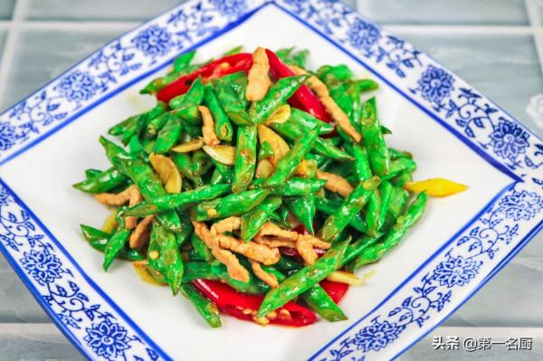 年夜飯選單已出爐，一家人6道菜，寓意六六大順，吉祥如意迎新年