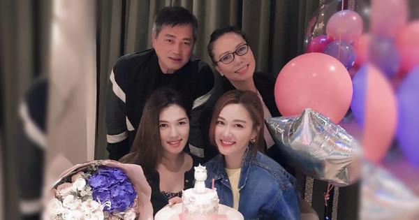 湯鎮宗迎65歲生日,長女靚湯愛情事業兼顧,幼女湯樂瑤身材勝姐姐 湯鎮宗迎65歲生日,長女靚湯愛情事業兼顧,幼女湯樂瑤身材勝姐姐