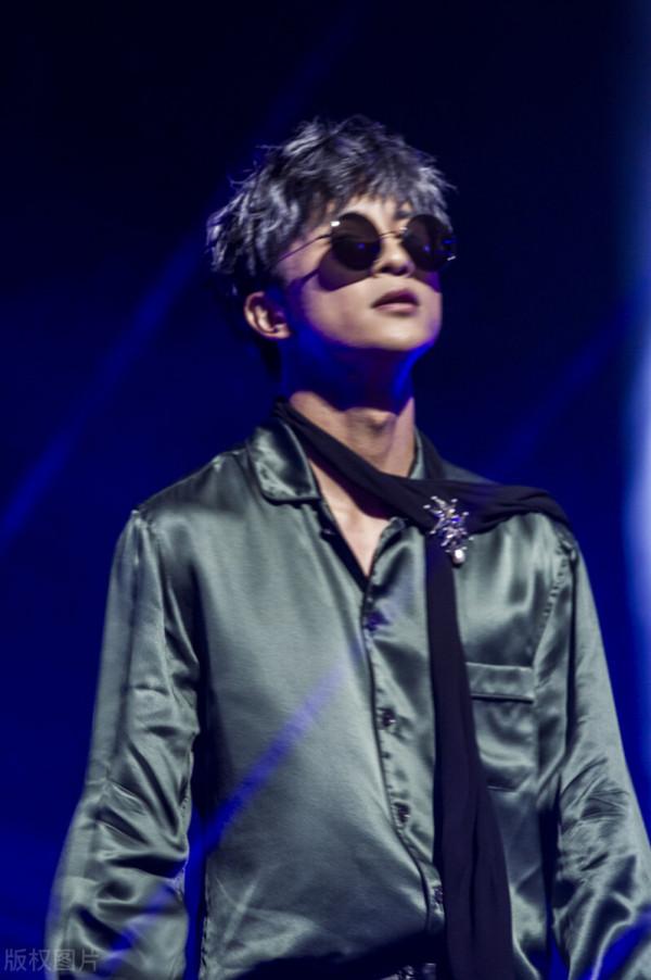 薛之謙小哥哥很有創作才華