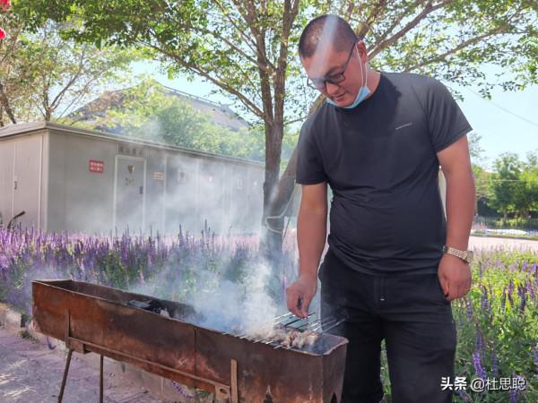 漢EV自駕新疆，第一次使用自動泊車，第一次自制烤串真香啊