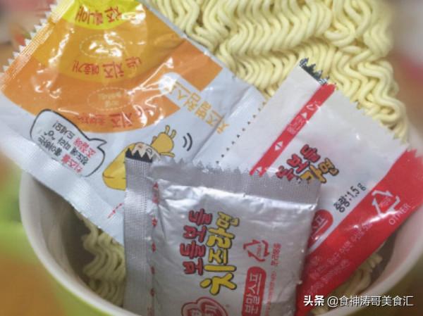 盤點好吃的10大泡麵,面好湯好分量足,你都吃過哪幾款 盤點好吃的10大泡麵,面好湯好分量足,你都吃過哪幾款