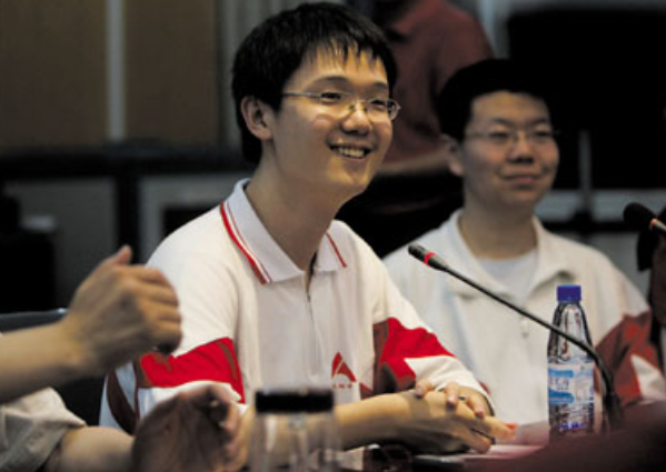 寒門難出貴子？深挖高考狀元的家境，原來大都來自於“三有”家庭