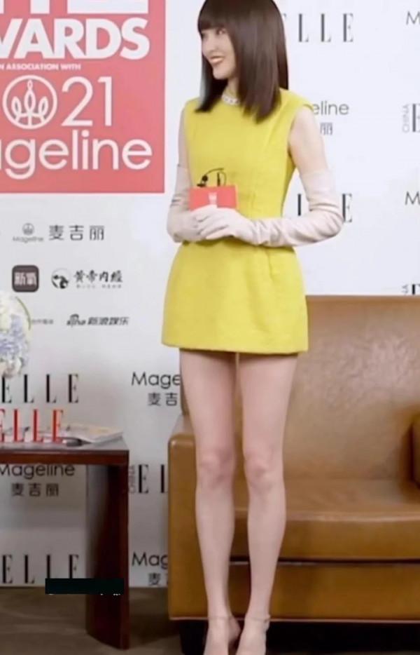 85花同場比拼來了！楊冪連換三套迎戰，劉詩詩咖位不穩，唐嫣翻車