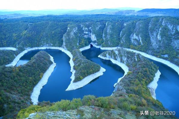 巴爾幹半島之旅:“歐洲九寨溝”、地盤劃分線以及鐵托的名言 巴爾幹半島之旅:“歐洲九寨溝”、地盤劃分線以及鐵托的名言