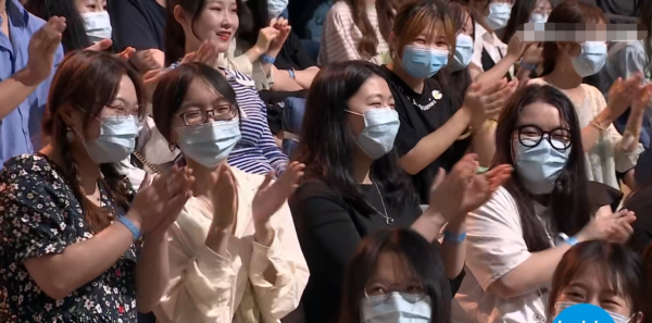 這節目要火！影評人與觀眾互掐,孟子義現場尬戲,李成儒四拒蔡康永