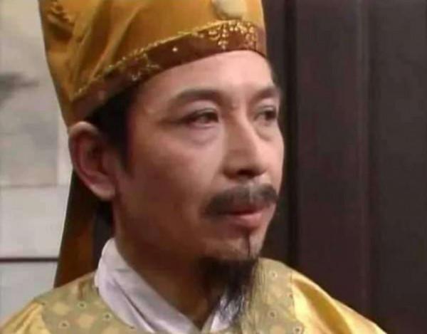 中秋佳節，賈府夜宴賞月的大家之禮，對三孩時代家庭儀禮有何啟示