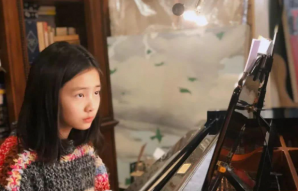 很多人認為黃磊的女兒黃多多很優秀?確實是這樣嗎 很多人認為黃磊的女兒黃多多很優秀?確實是這樣嗎