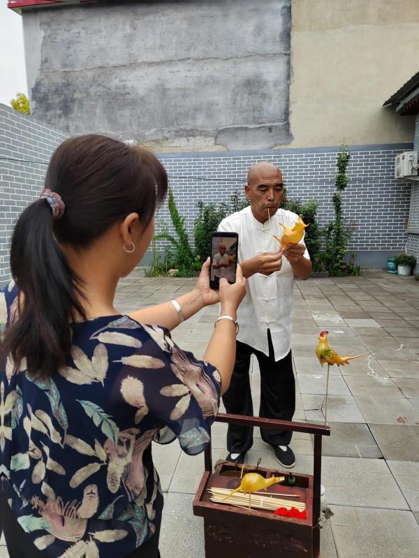 “吹糖藝人”馬青旺：做影片不帶貨，只為傳承